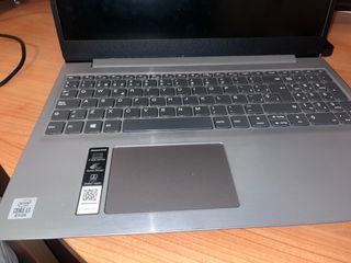 Portátil Lenovo Plata Poco Uso
NEGOCIABLE 