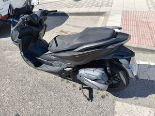 Honda Forza 125 Negra Mate