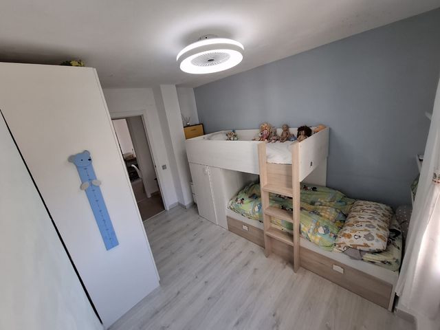 Cama litera con almacenaje