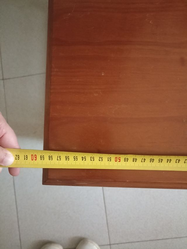 Mesita auxiliar de madera