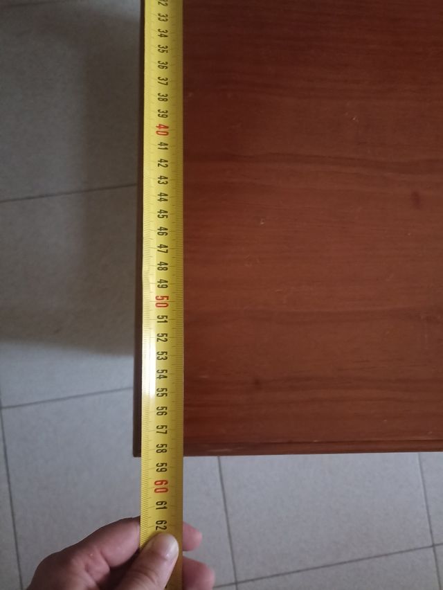 Mesita auxiliar de madera