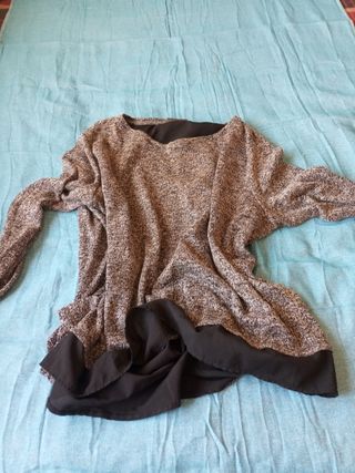 Jersey fino con bajo de camisa negra