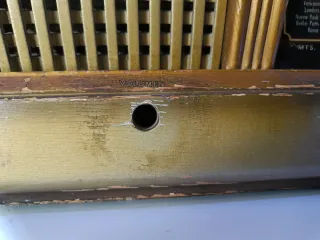 Radio antigua de válvulas