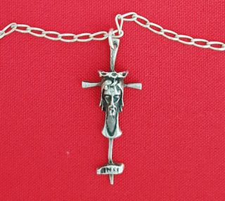 Collar Cruz Jesús Plata Antigua