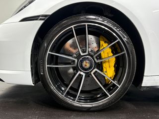 PORSCHE 911 Turbo S