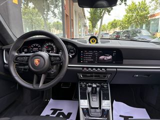 PORSCHE 911 Turbo S