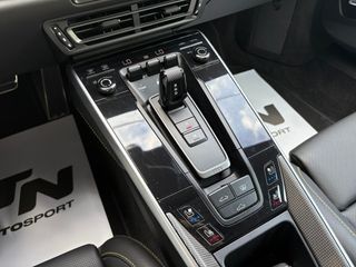 PORSCHE 911 Turbo S