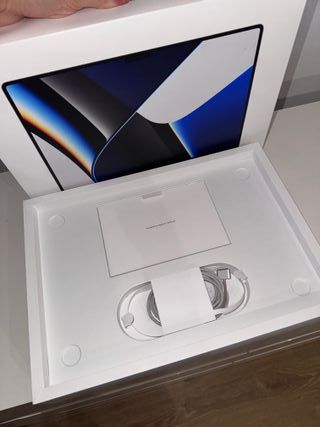 MacBook Pro 16 16GB RAM 1TB SSD