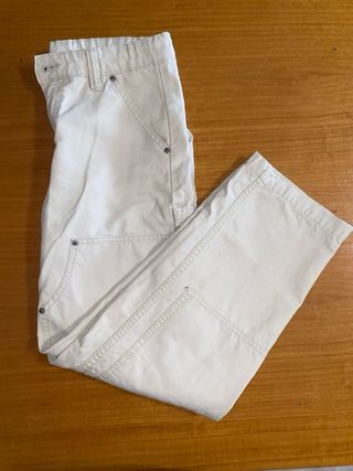 Pantaloni beige
per ragazzo di 12/13 anni