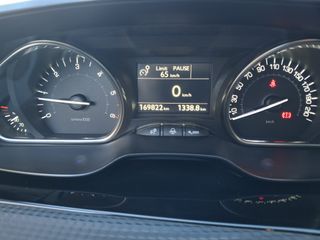 Peugeot 2008 1.6 BlueHDI GT Line