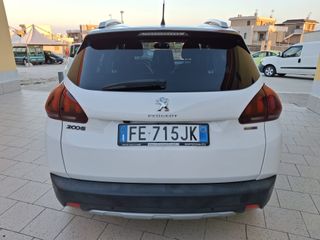 Peugeot 2008 1.6 BlueHDI GT Line