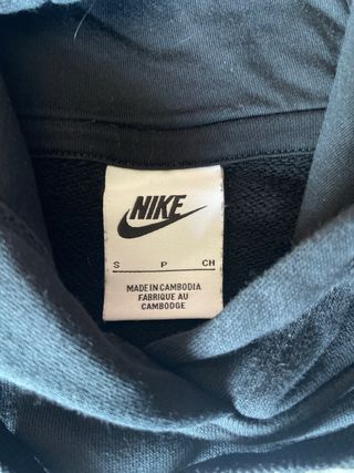 Sudadera corta Nike negra