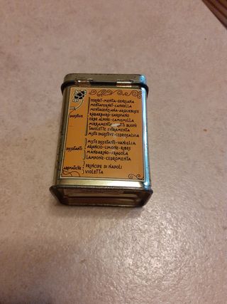 Scatola metallo vintage Pastiglie Leone