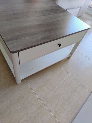 Mesa de centro de madera blanca y marrón