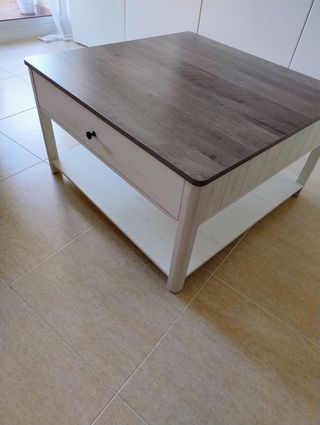 Mesa de centro de madera blanca y marrón