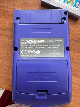 Nintendo Game Boy Color Morado + Juegos y cable