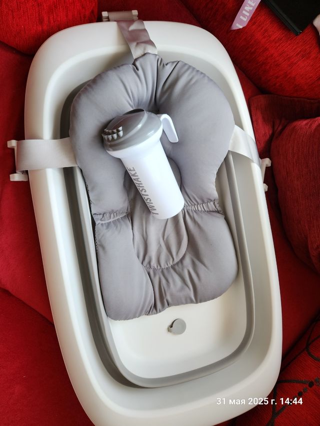 URGE!Bañera Bebé Plegable Twistshake Gris