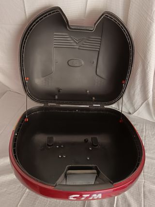 Baúl Moto 30L Usado BM02