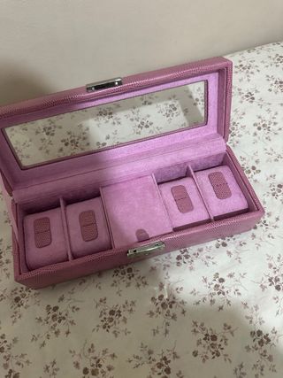 Joyero rosa con espejo
