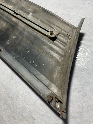 Moldura Paso Rueda Trasero Izquierdo Mercedes