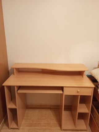 Escritorio madera beige