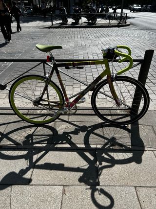 Bicicleta Fixie Pinarello Lungavita Chelsea