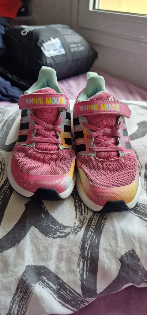 Adidas Minnie Mouse Talla 32 Niña