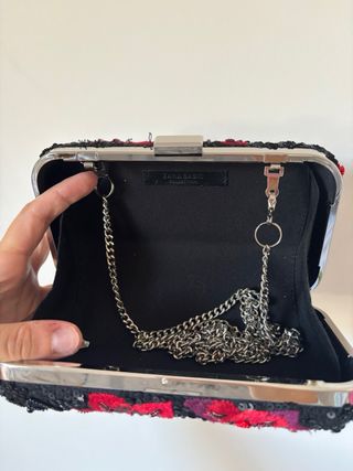 Clutch Zara bordado flores y pájaros