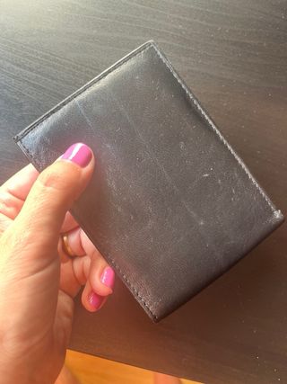 Cartera de piel negra-marrón