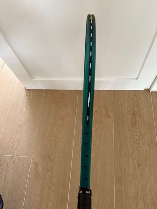Raqueta Wilson Blade 2025 v9 300g 
no negociable 