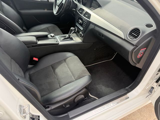 Mercedes-Benz Clase C 2014 AMG line.