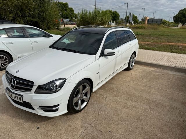 Mercedes-Benz Clase C 2014 AMG line.