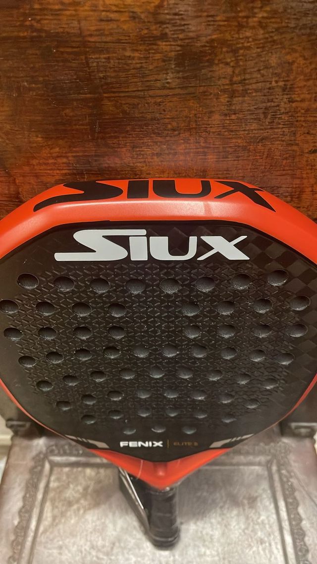 Pala de padel Siux Fenix Elite 5 12k 2025