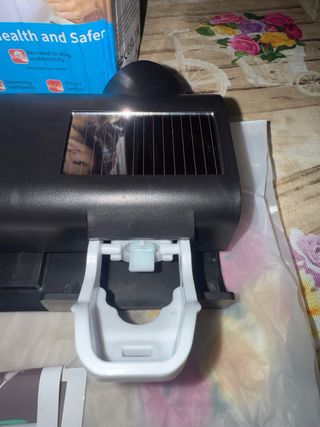 Porta spazzolini e dentifricio sterilizzatore