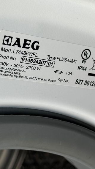 LAVADORA DE CARGA FRONTAL MARCA AEG DE 8 KILOS 