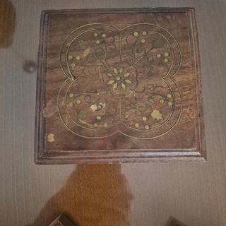 Cajas decorativas de madera y metal