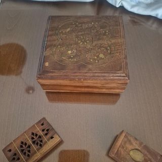Cajas decorativas de madera y metal