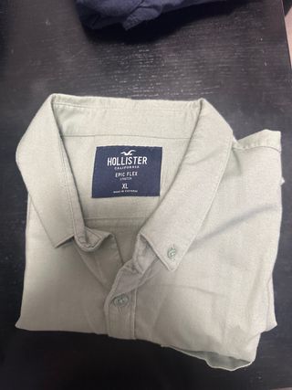 Camisa Hollister XL
rojo 
blanco
 azul 
verde 