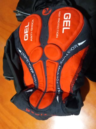 Mallas Ciclismo Momo Talla L