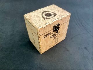 Caja Primus Essential Trail Stove