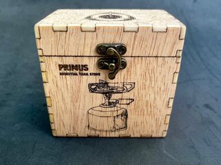 Caja Primus Essential Trail Stove
