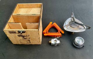 Caja Primus Essential Trail Stove