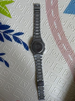 Reloj Casio Digital Plata