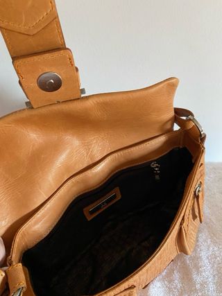 Bolso piel Pedro del Hierro