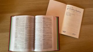 Diccionari il·lustrat llatí-català / català-llatí