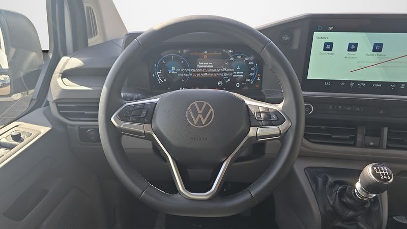Volkswagen Caravelle 2025, foto 14