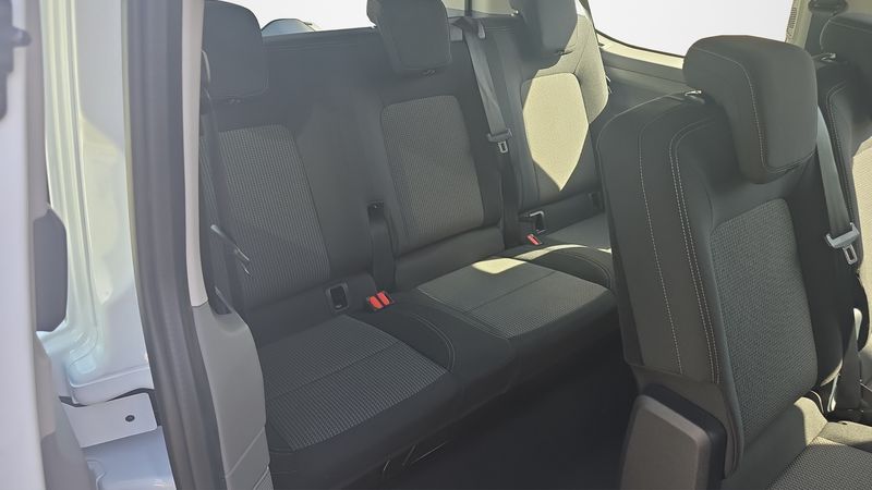 Volkswagen Caravelle 2025, foto 20