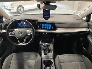 Volkswagen Golf 2021
