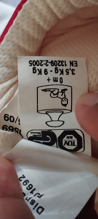 Mochila Portabebés Chicco Roja y Blanca