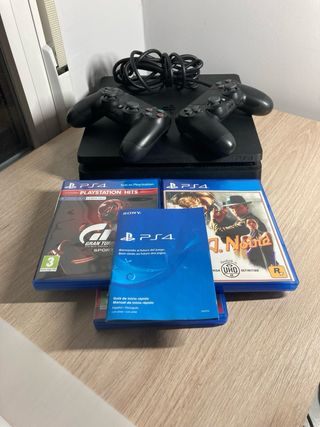 Consola PS4 + 2 Mandos + 3 Juegos
Precio Negociabl